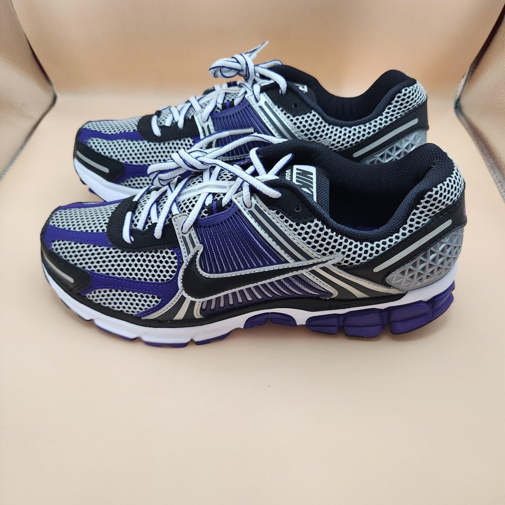 Nike Zoom Vomero 5 Shoes Mens Size 10 Silver Black Running Sneakers IM2220-095